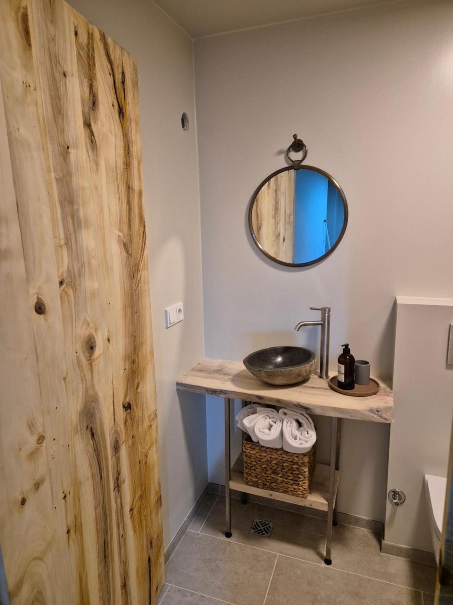 Mothir Joerth Organic Farm Guesthouse In Vallanes Buitenkant foto